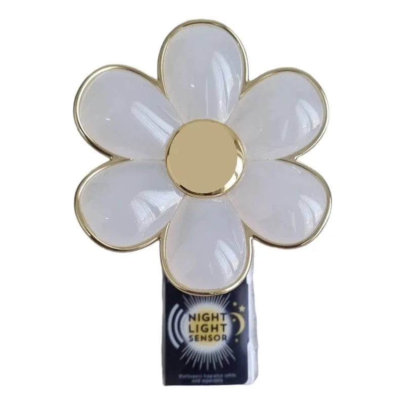 NEW BATH &amp; BODY WORKS DAISY NIGHTLIGHT SENSOR WALLFLOWER FRAGRANCE DIFFUSER PLUG