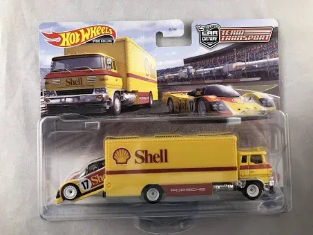 Hot Wheels Car Culture Team Transport Porsche 962 and Sakura Sprinter