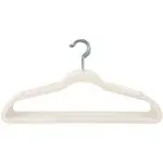 Simplify 25 Pack Slim Velvet Suit Hangers in Ivory Equipped with Plush Covering