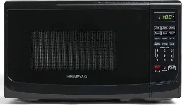 Farberware Classic 0.7 Cu. ft 700-Watt Microwave Oven (Black)