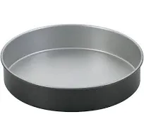 Cuisinart Chef's Classic 9 inch Round Cake Pan