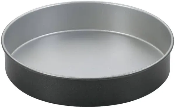 Cuisinart Chef&#039;s Classic Bakeware 9&#034; Round Cake Pan Practical Kitchen Goods