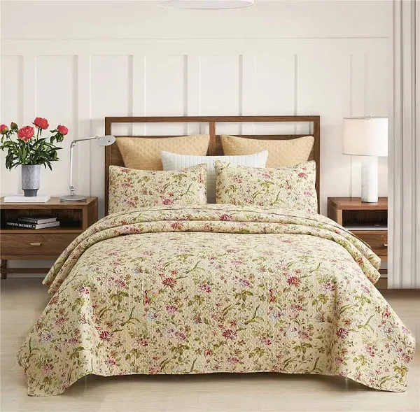 Luxurious Modern Floral Bedspread Coverlet Set - Lightweight Quilt with 2 Shams