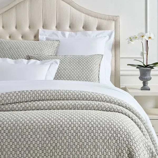 Lodi Matelasse Coverlet Silver