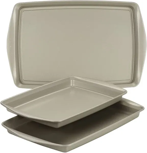 Rachael Ray Nonstick Bakeware Set without Grips includes Nonstick Cookie Sheets / Baking Sheets - 3 Piece, Silver