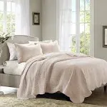 Tuscany Full/Queen 3 Piece Reversible Scalloped Edge Quilt Set