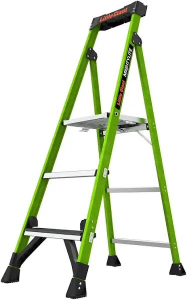 Little Giant Ladders Mightylite 2.0 Fiberglass Stepladder Type IAA