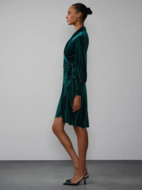 New York & Company NY&Co Women's Long Sleeve Velvet Wrap Mini Dress Green | Size ...