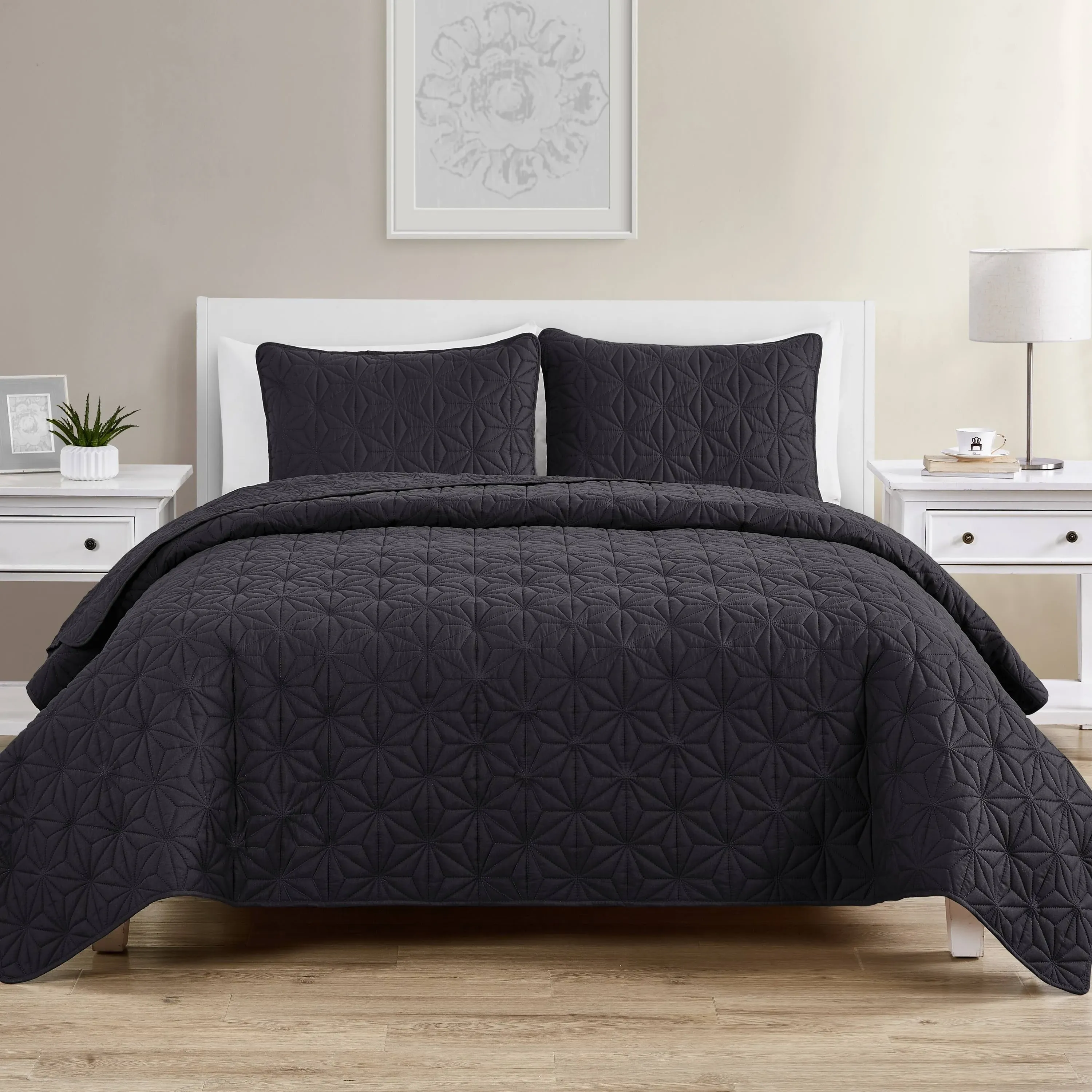 Vcny Home Kaleidoscope Embossed Quilt Set - Grey - King