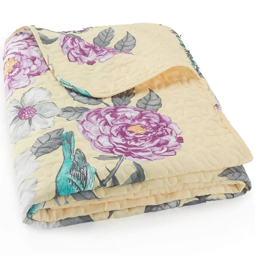 Valentina Quilted Bedding Ensemble