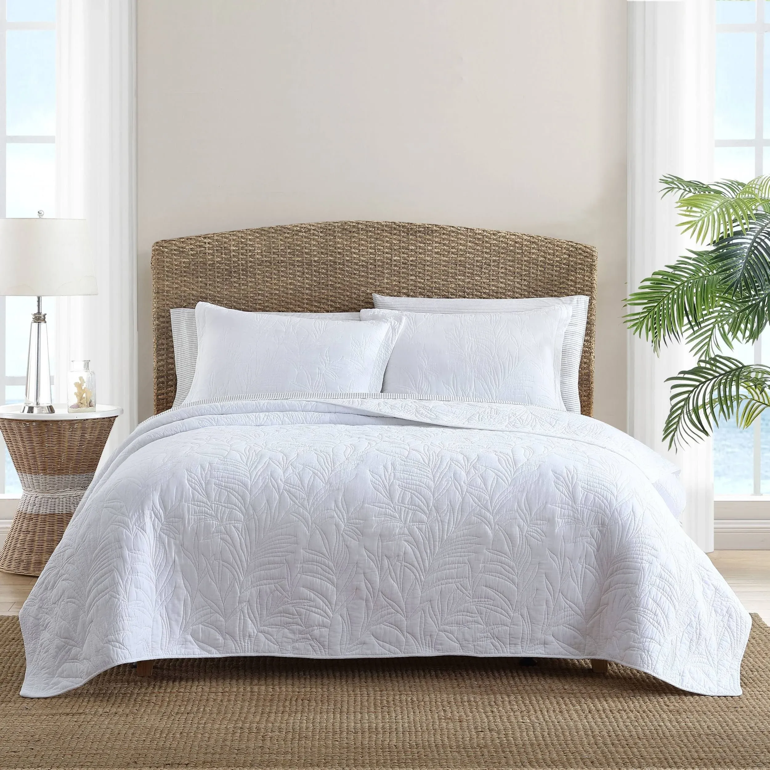 Tommy Bahama Solid Costa Sera Cotton Quilt, White, King