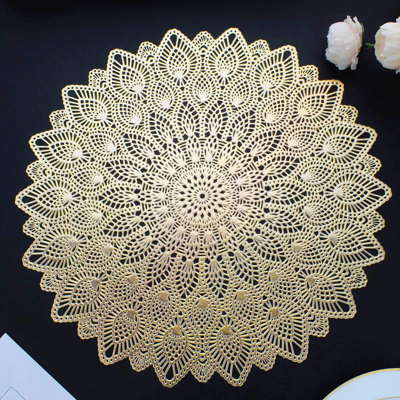 Mabbcoo Gold Round Placemats, Hollow Out Washable and Wipeable Place Mats ...