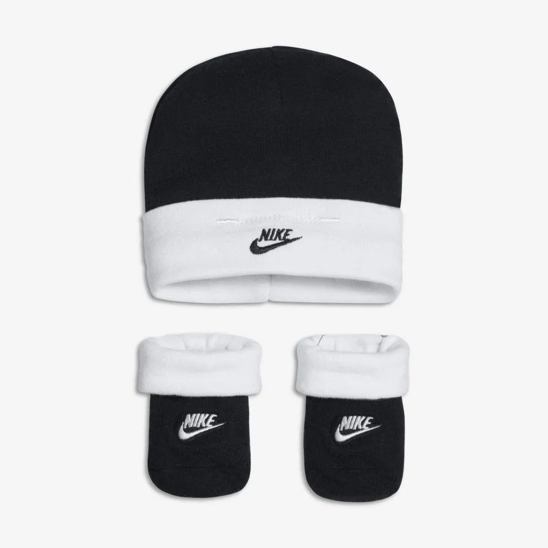 Nike Baby Boys' Hat and Booties 2-Piece Set