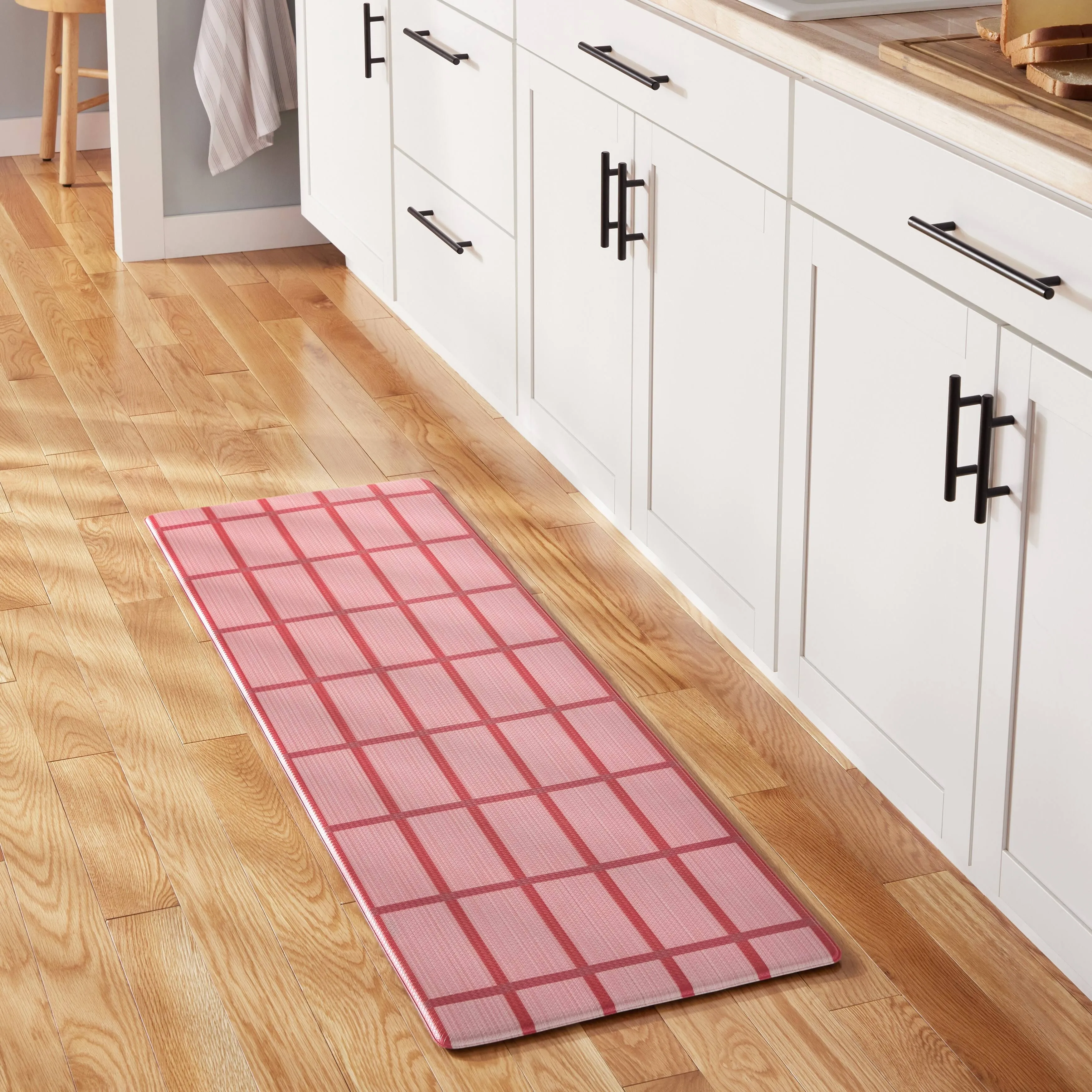 Town & Country Living Basic Comfort Plus Windowpane Plaid Red 18 in. x 55 in. Anti Fatigue Mat