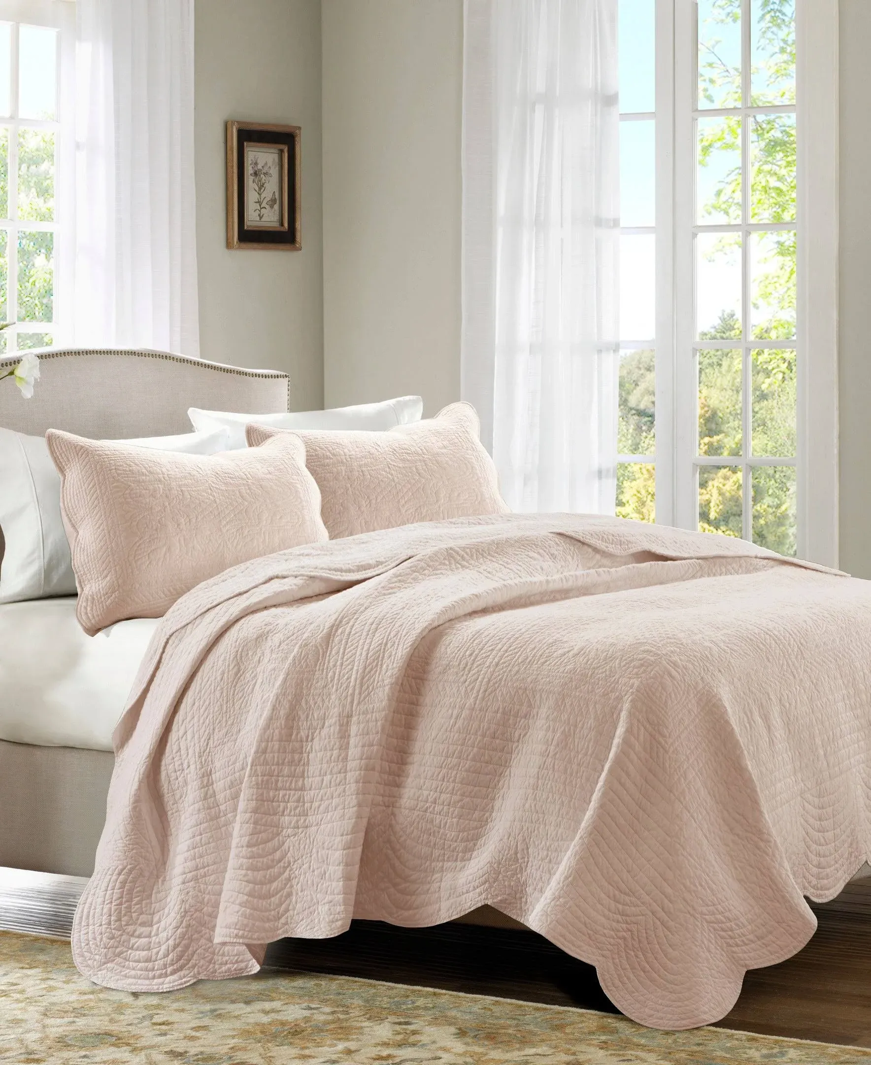 Madison Park Tuscany Full/Queen 3-Pc Reversible Scalloped Edge Coverlet Set - Olliix MP13-6121