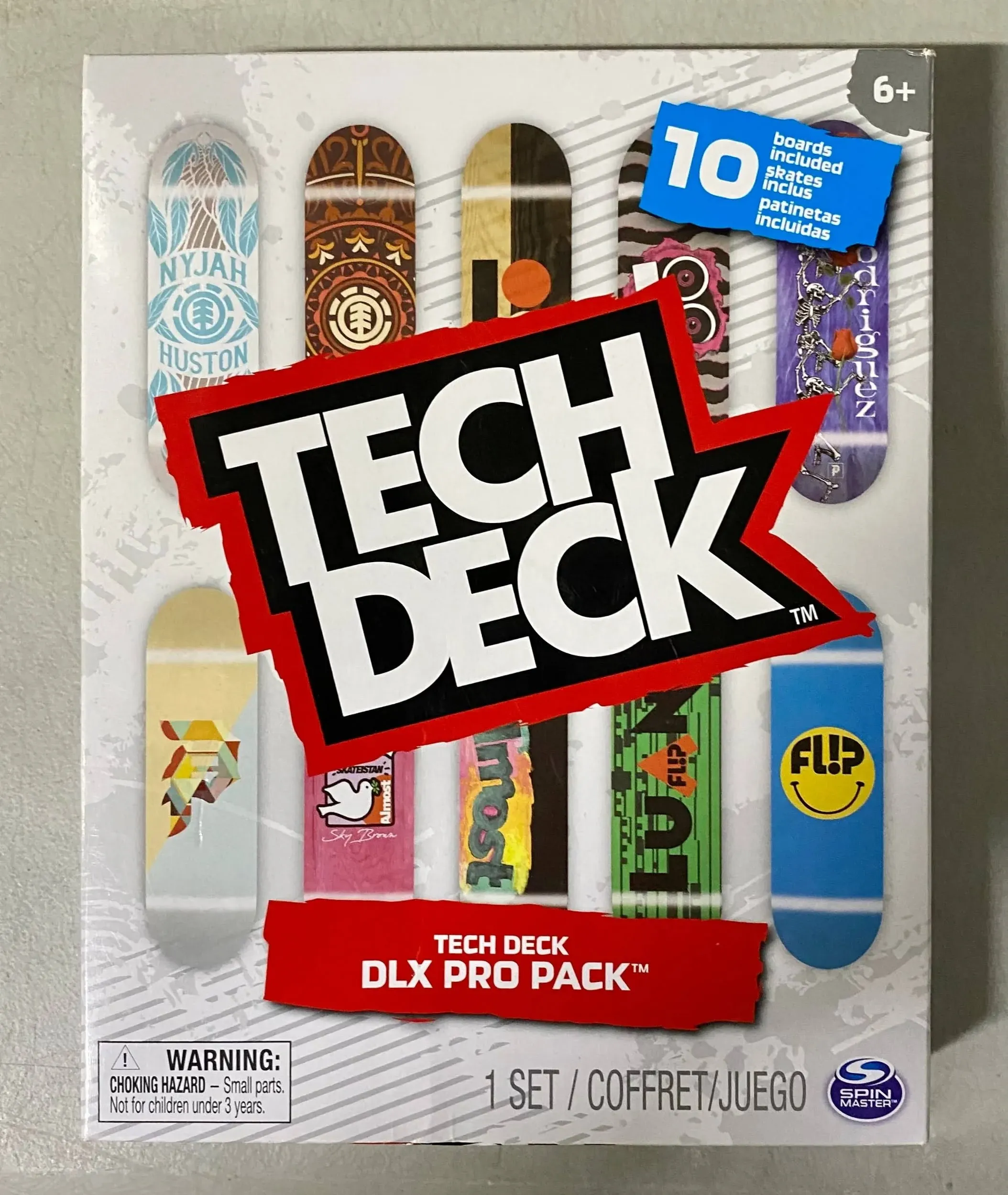 Tech Deck, DLX Pro 10-Pack of Collectible Fingerboards