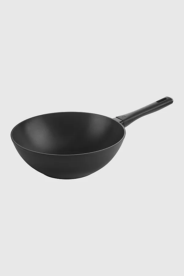 Madura Plus Aluminum 12-inch Nonstick Stir Fry Pan In Matte Black