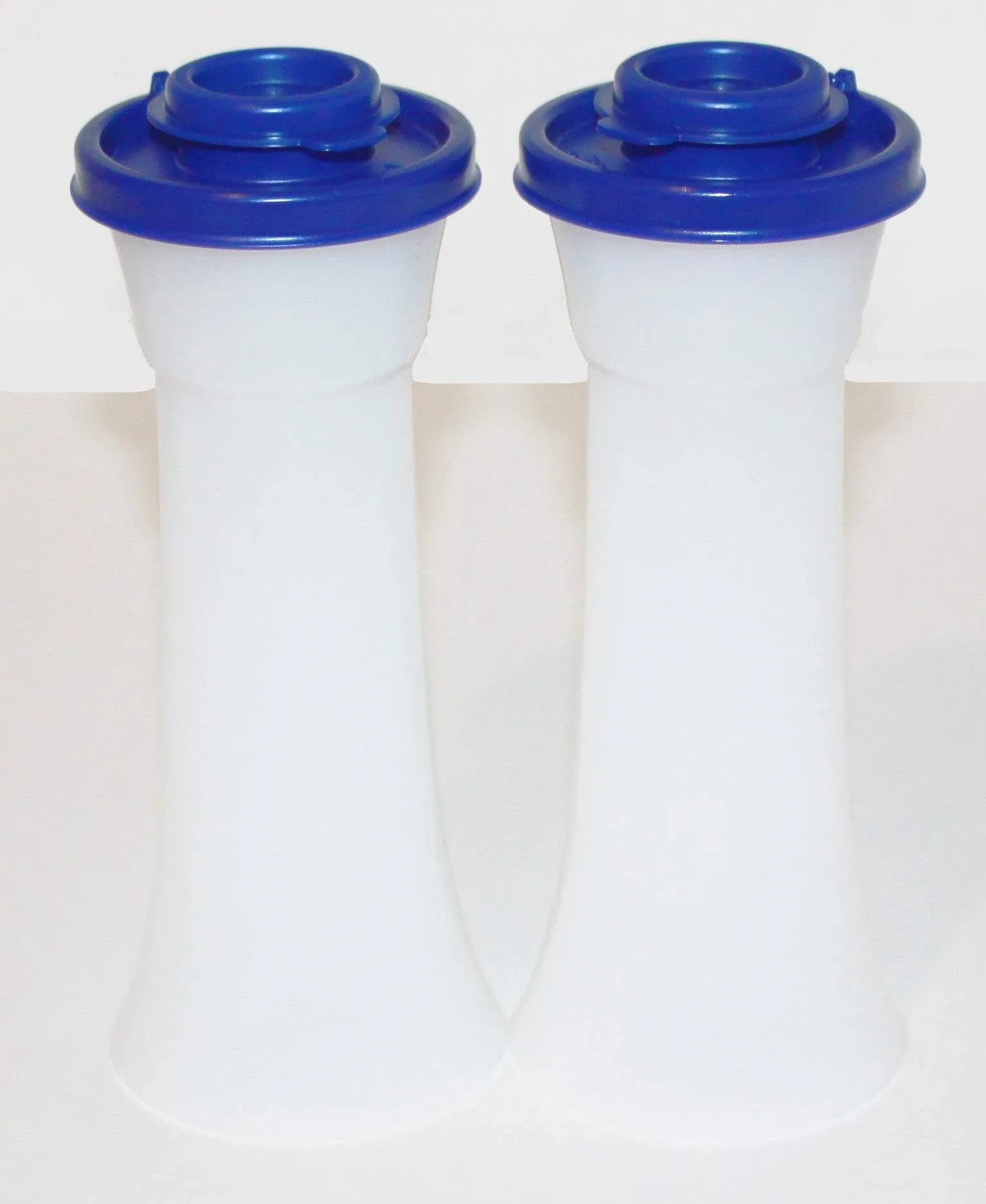 Tupperware Large Hourglass Salt and Pepper Shakers Tokyo Blue