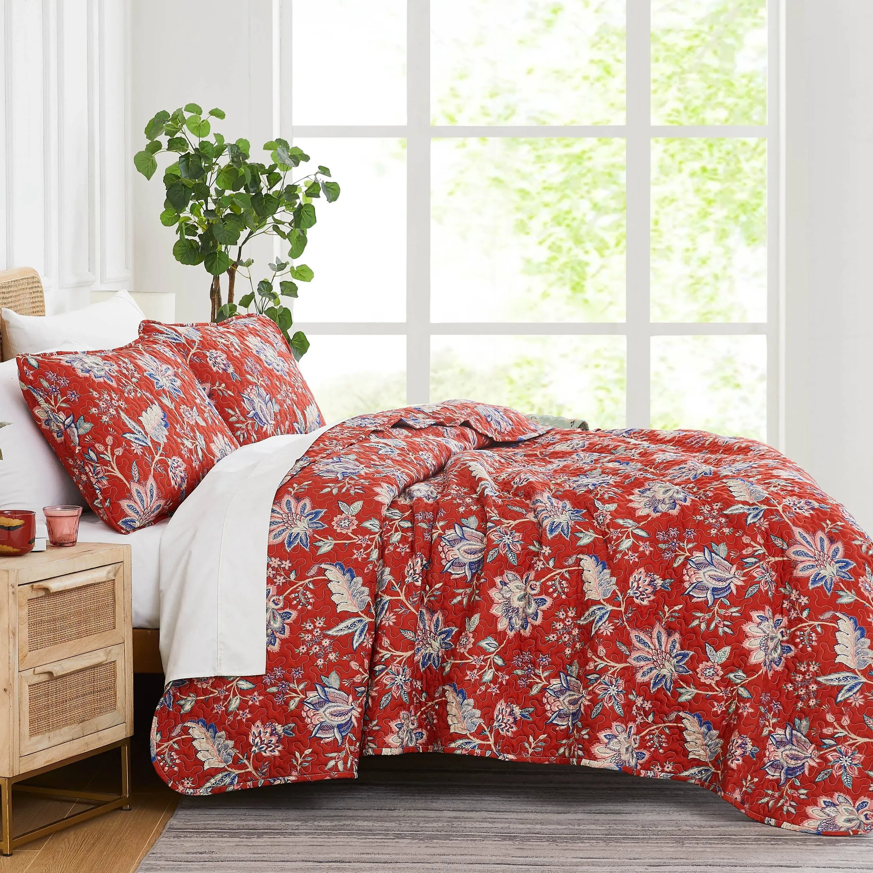 Southshore Fine Living, Inc. Jacobean Willow Oversized King Quilt Bedding Set Lightweight, Soft Bedspread 3-Piece, Two Matching Shams (108 in Wide x 98 in Long), Red, King/California King